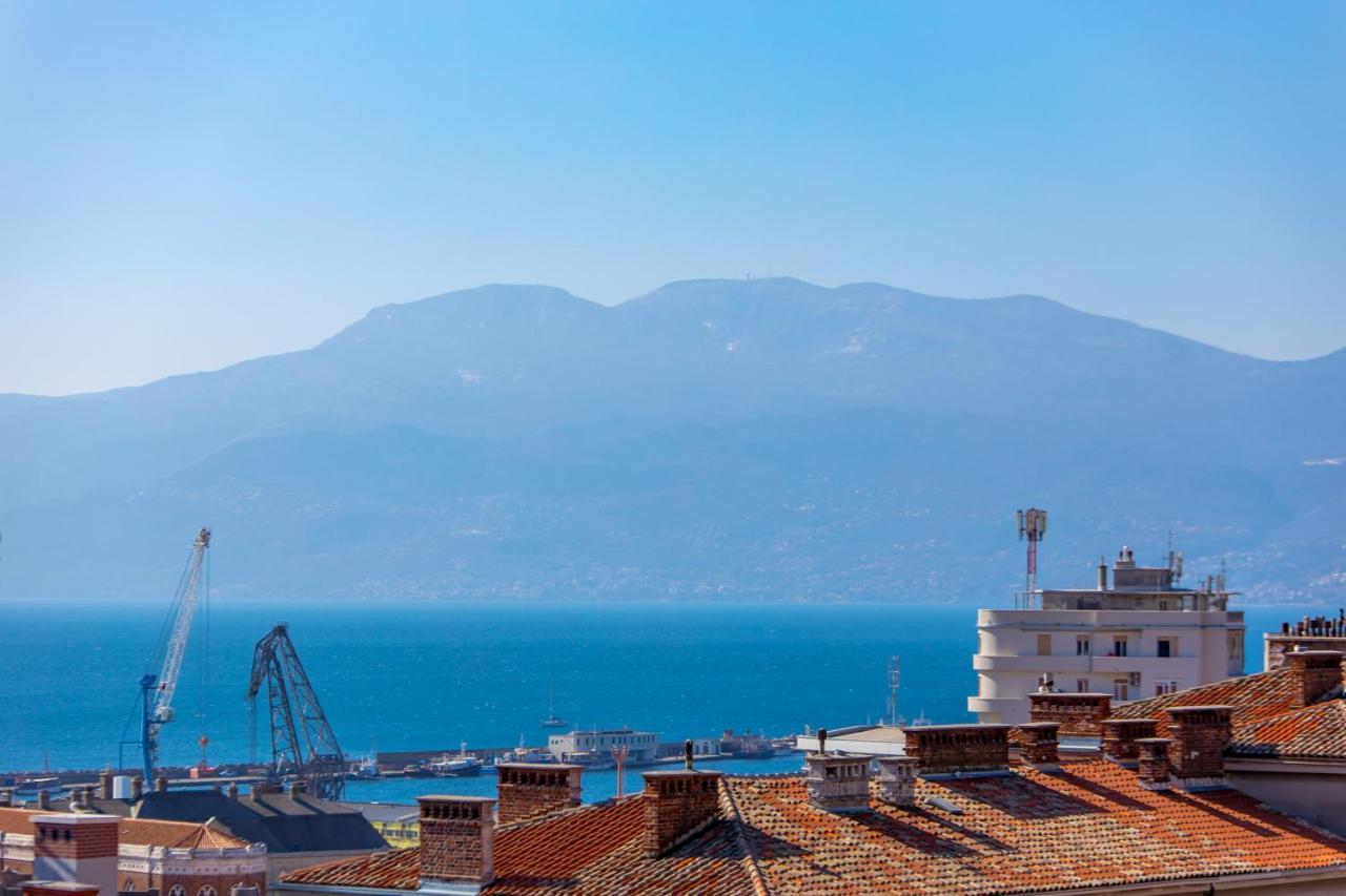 Apartamento Aenei Delux Rijeka Exterior foto